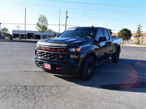 2022 Chevrolet Silverado 1500 Custom