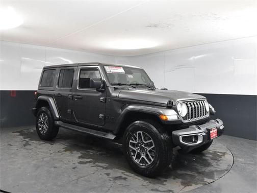 2026 Jeep Wrangler 4-Door Sahara 4x4