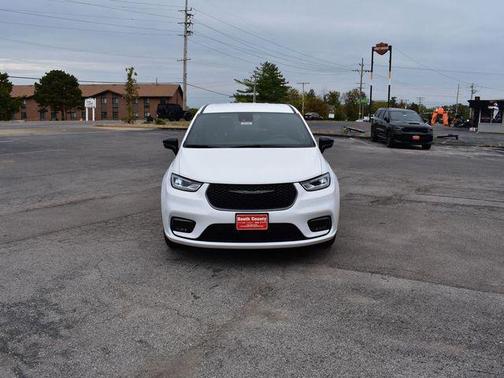 2026 Chrysler Pacifica L