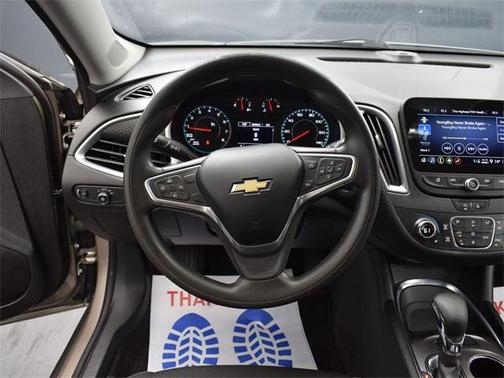 2022 Chevrolet Malibu FWD LT