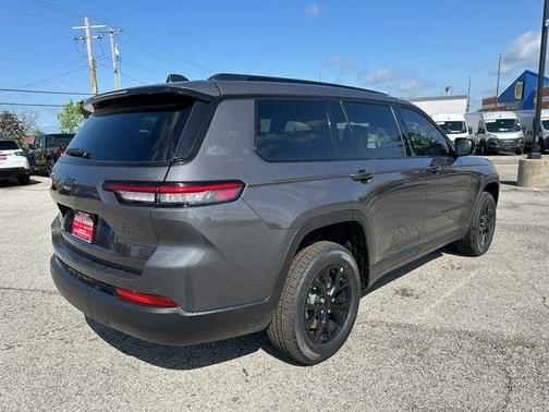2025 Jeep Grand Cherokee L Altitude