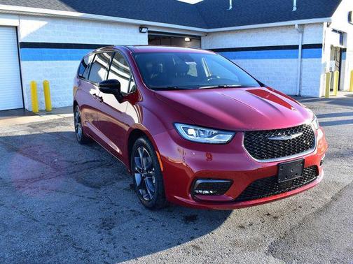 2026 Chrysler Pacifica L