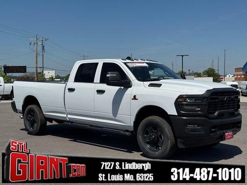 2025 RAM 3500 Tradesman Crew Cab 4x4 8' Box