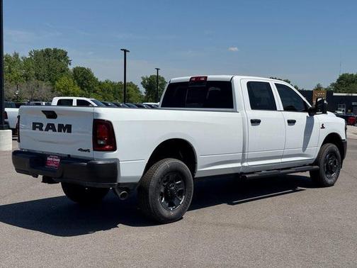 2025 RAM 3500 Tradesman Crew Cab 4x4 8' Box