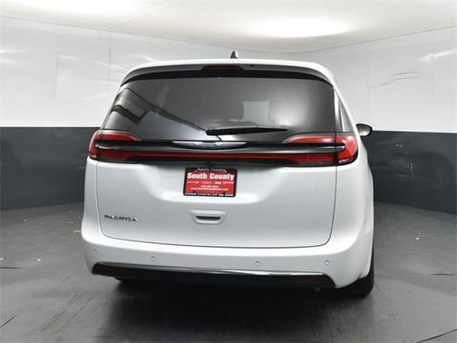 2026 Chrysler Pacifica L
