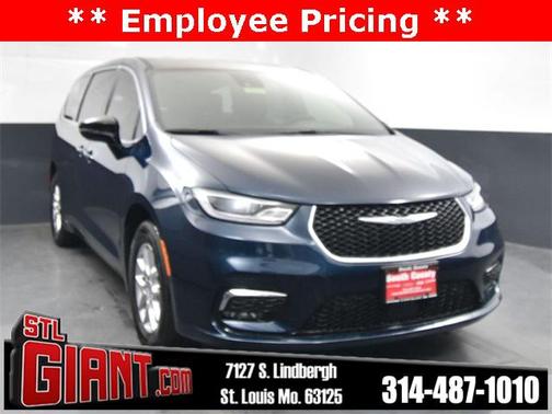 2025 Chrysler Pacifica L