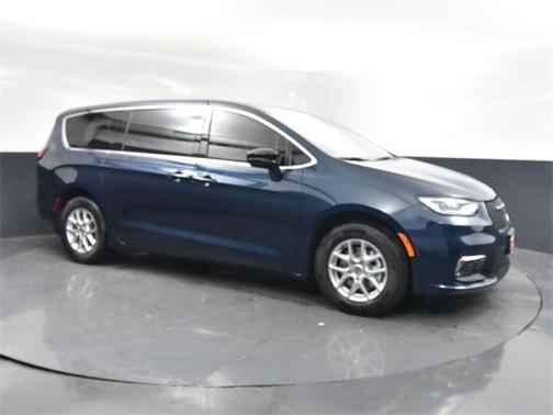 2025 Chrysler Pacifica L
