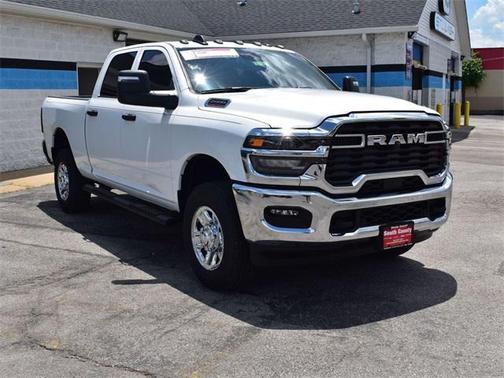 2025 RAM 2500 Tradesman Crew Cab 4x4 6'4' Box