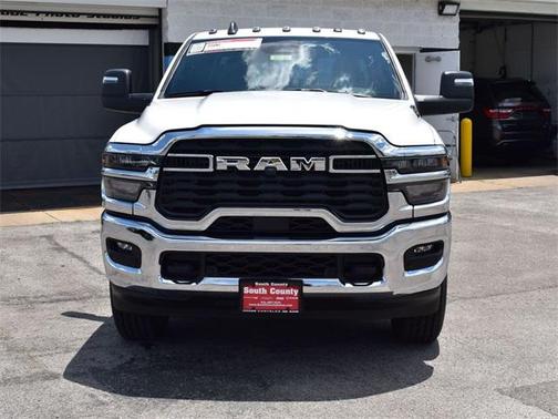 2025 RAM 2500 Tradesman Crew Cab 4x4 6'4' Box