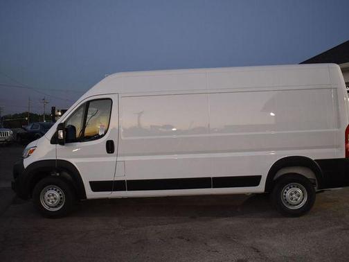 2026 RAM ProMaster 2500 Tradesman