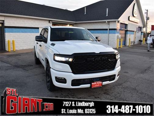 2025 RAM 1500 Big Horn/Lone Star