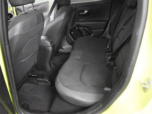 2017 Jeep Renegade Altitude