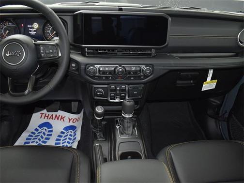 2025 Jeep Gladiator