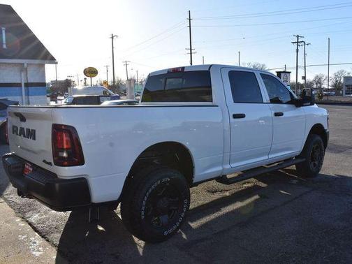 2026 RAM 2500 Tradesman Crew Cab 4x4 6'4' Box