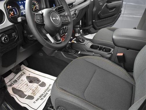 2026 Jeep Gladiator Willys 4x4