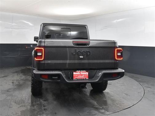 2026 Jeep Gladiator Willys 4x4