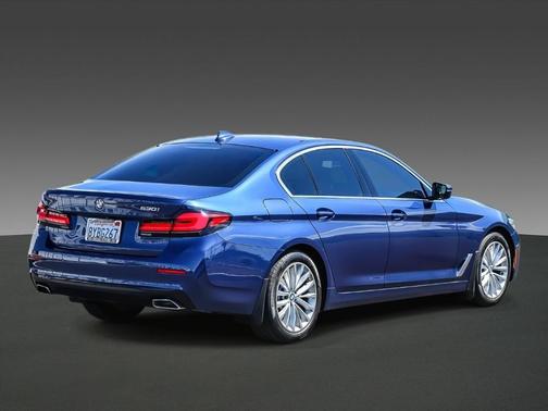 Phytonic Blue Metallic 2022 BMW 530 i