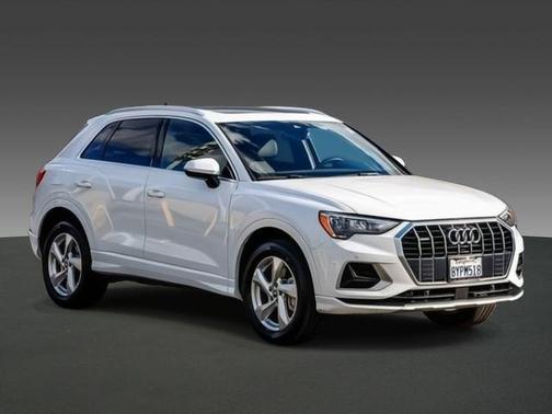 2022 Audi Q3 40 Premium