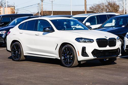 2023 BMW X4 M40i