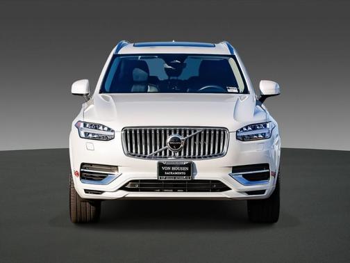 2023 Volvo XC90 Recharge Plug-In Hybrid T8 Plus Bright Theme 7 Passenger