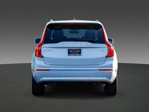 2023 Volvo XC90 Recharge Plug-In Hybrid T8 Plus Bright Theme 7 Passenger