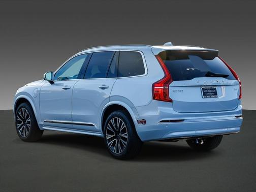 2023 Volvo XC90 Recharge Plug-In Hybrid T8 Plus Bright Theme 7 Passenger