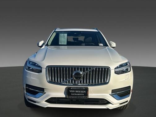 2023 Volvo XC90 Recharge Plug-In Hybrid T8 Plus Bright Theme 7 Passenger