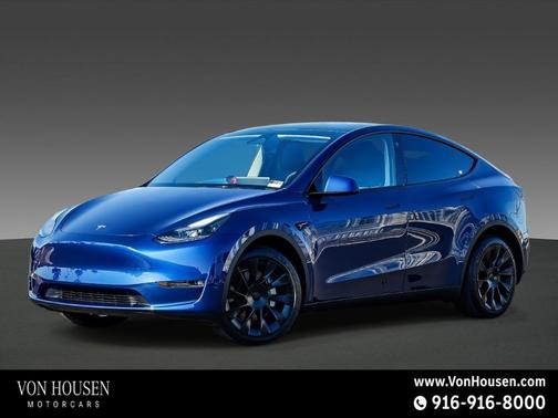 2023 Tesla Model Y Long Range