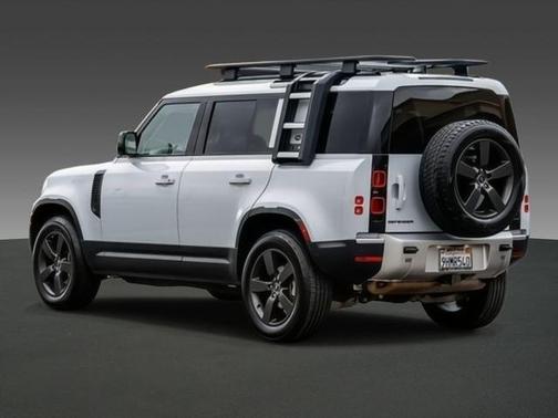 2023 Land Rover Defender 110 S