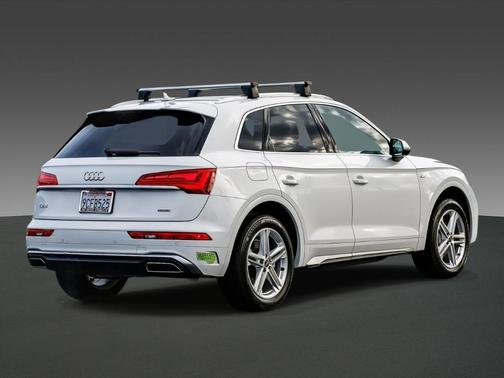 2023 Audi Q5 e 55 S line quattro Premium