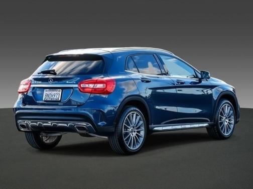 2020 Mercedes-Benz GLA 250 Base 4MATIC