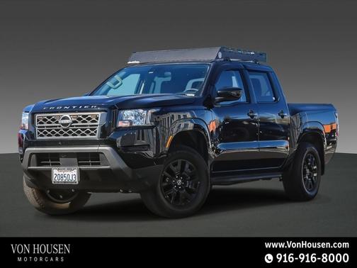 2022 Nissan Frontier SV