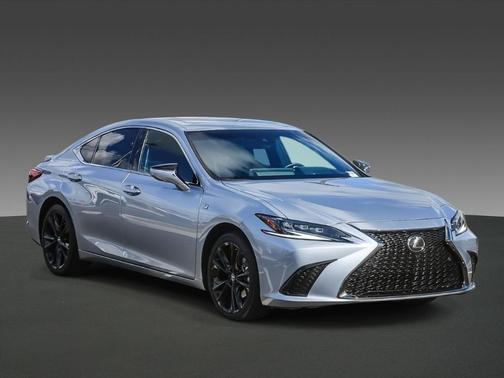 2024 Lexus ES 300h F SPORT Handling