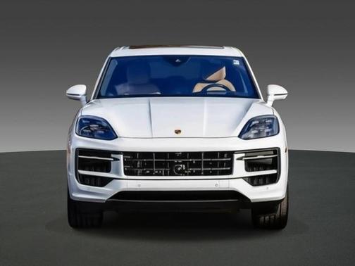 2024 Porsche Cayenne Base