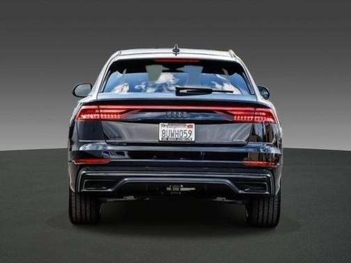 2021 Audi Q8 55 Premium Plus