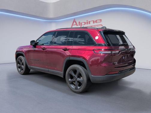2023 Jeep Grand Cherokee Altitude