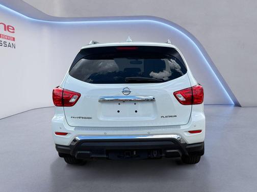 2019 Nissan Pathfinder Platinum