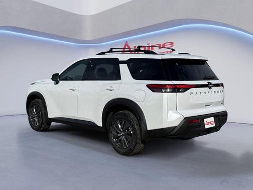 2025 Nissan Pathfinder SV 4WD