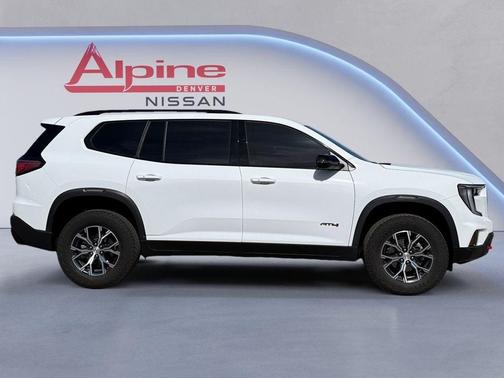 2024 GMC Acadia AT4