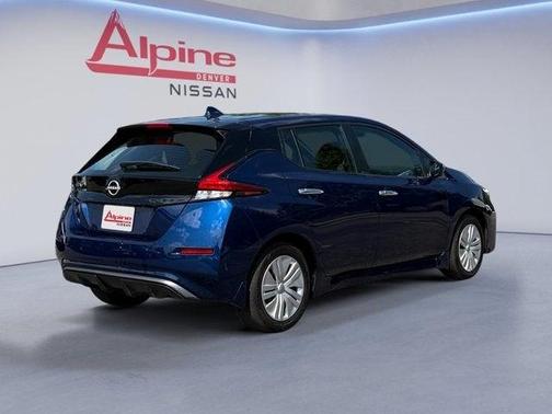2025 Nissan Leaf S