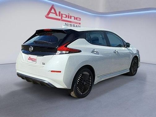 2025 Nissan Leaf SV PLUS