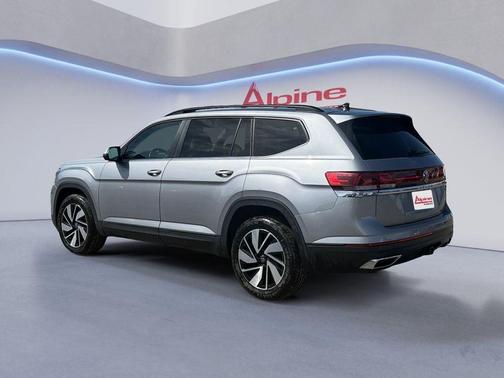 2024 Volkswagen Atlas 2.0T SE