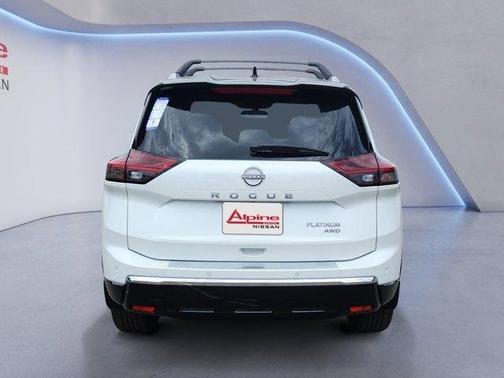 2025 Nissan Rogue Platinum