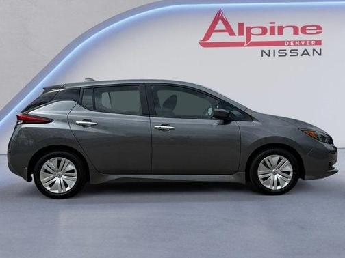 2024 Nissan Leaf S