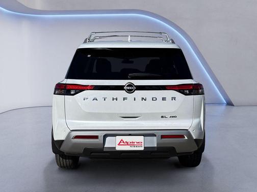 2025 Nissan Pathfinder SL 4WD