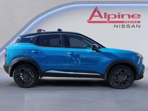 2025 Nissan Kicks SR