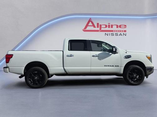 2017 Nissan Titan XD SV