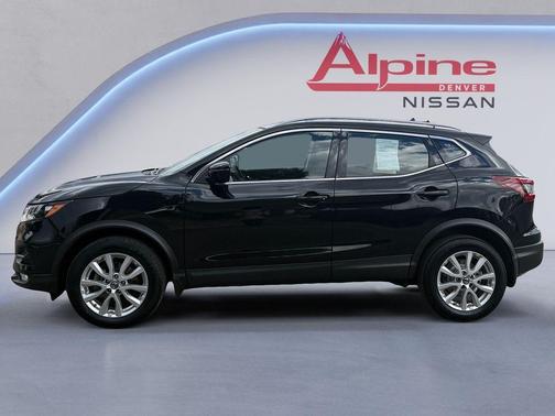 2021 Nissan Rogue Sport SV