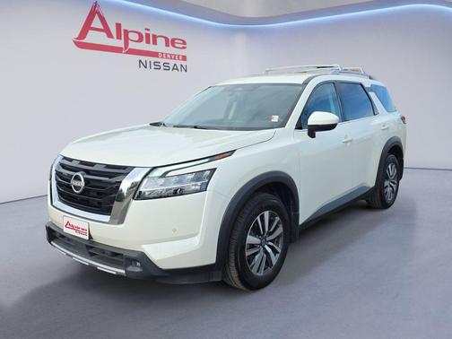 2024 Nissan Pathfinder SL 4WD