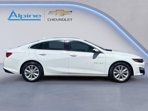 Summit White 2024 Chevrolet Malibu FWD 1LT